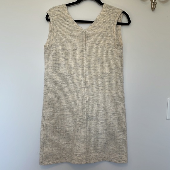 Cream Tunic Sweater Vest with Pockets - Picture 4 of 4